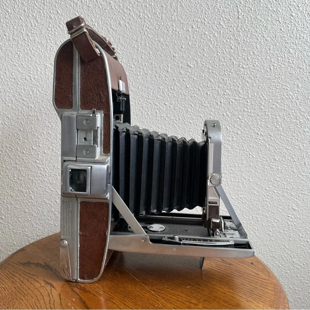 Polaroid Land Camera Model